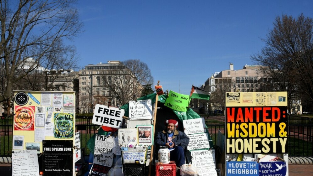 Mirovno bdijenje ispred Bijele kuće