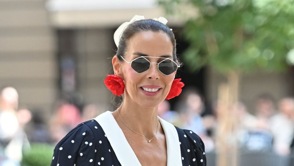 Haljina Olje Vori je divna, a njezine salonke proglasili ste ...