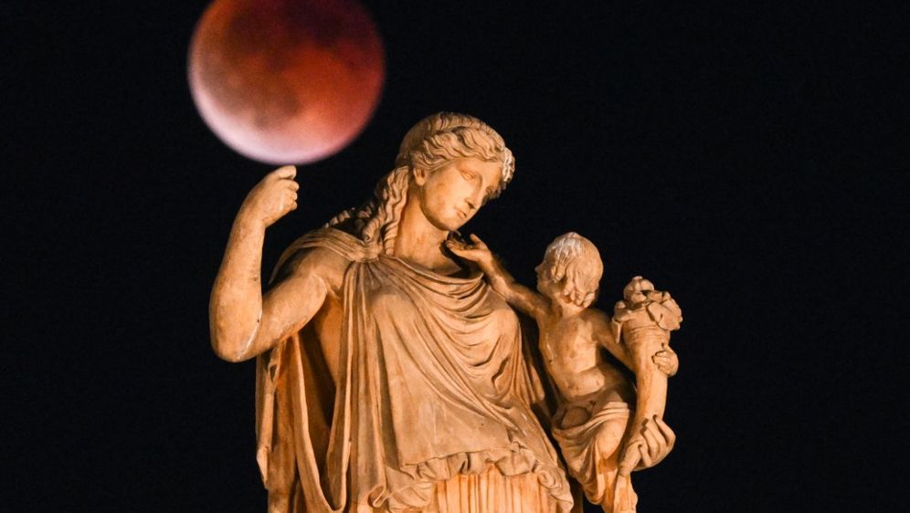 Pomrčina Mjeseca - 12