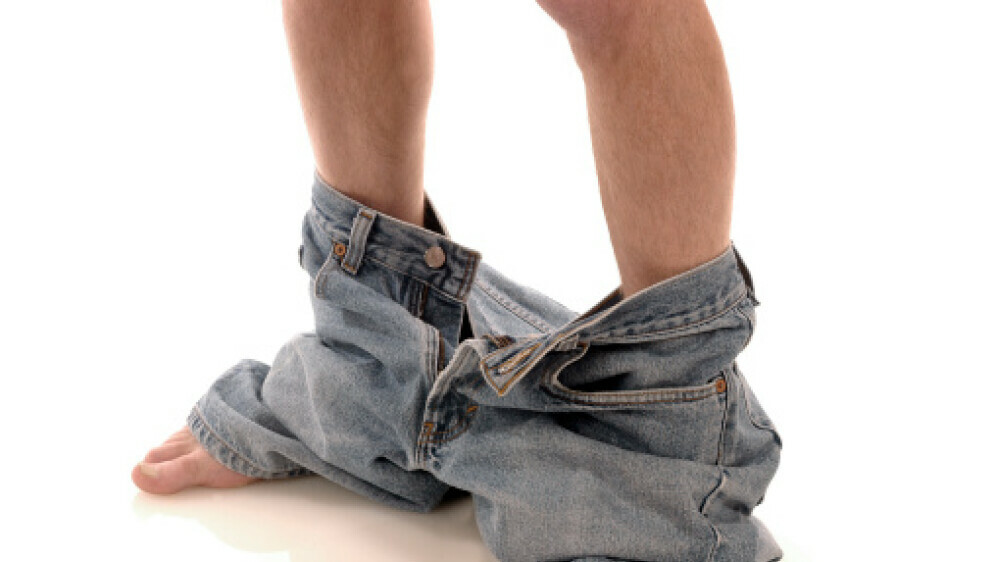 Muškarac skinuo hlače, ilustracija