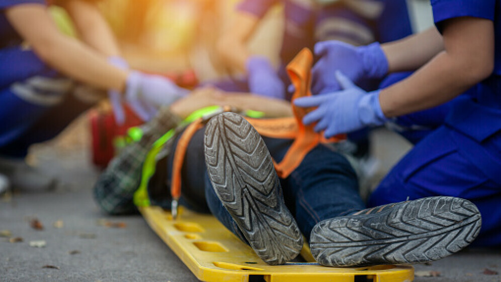 Pružanje prve pomoći, ilustracija