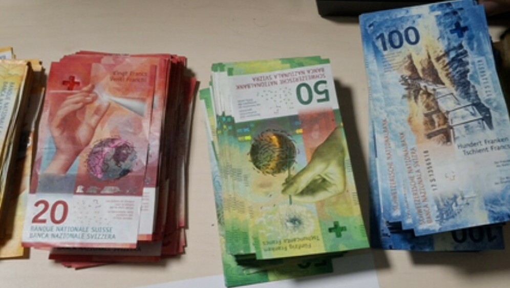 Pronađena gotovina u vozilu na graničnom prijelazu