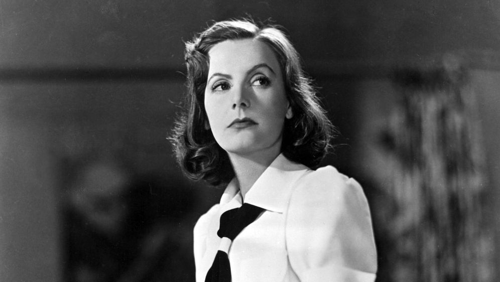 Greta Garbo u sceni iz kultnog filma Ninočka
