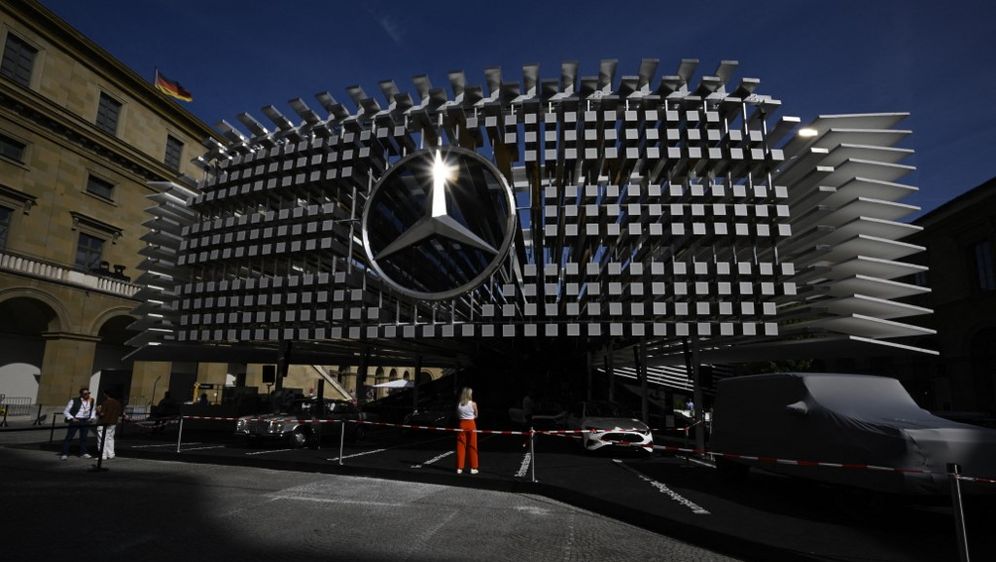 Mercedes, ilustracija