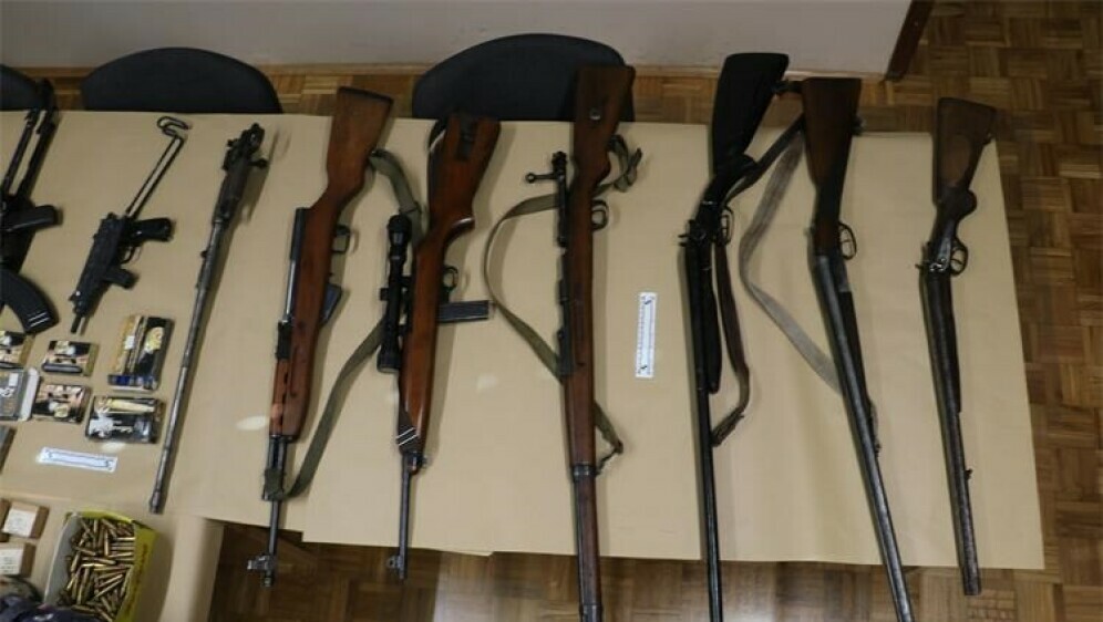 Pronađena veća količina duhana, oružja i streljiva