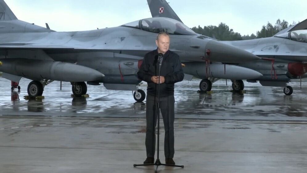 Donald Tusk ispred poljskih F-16 zrakoplova