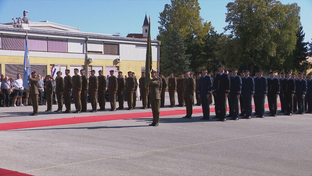 Prisegnuli kadeti Oružanih Snaga - 3
