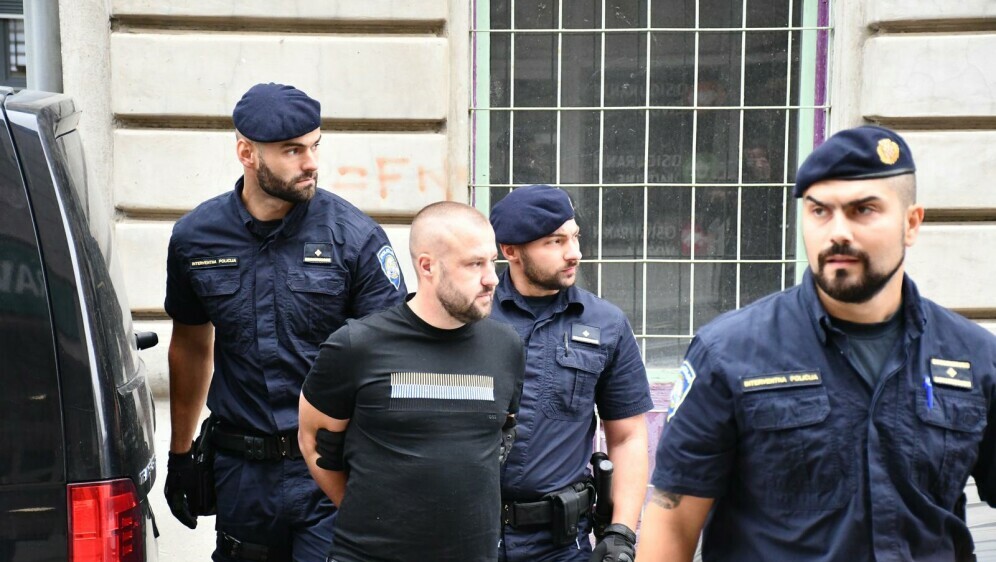 Privođenje osumnjičenog - 3