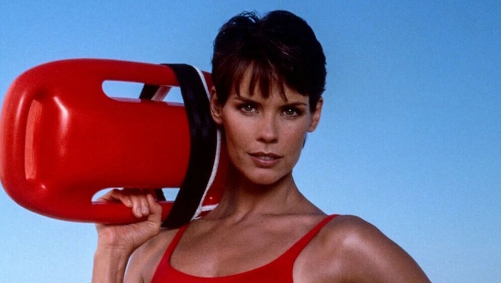 Alexandra Paul - 5