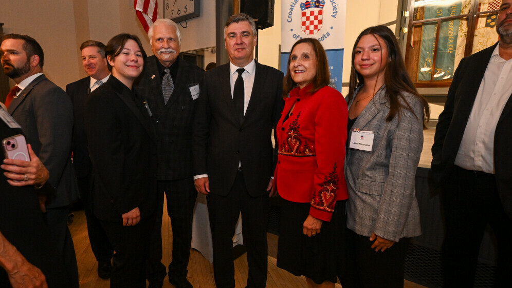 Predsjednik Zoran Milanović sastao se s predstavnicima Hrvata u Minnesoti. - 9